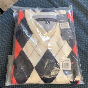 Tommy Hilfiger Men’s Argyle Sweater